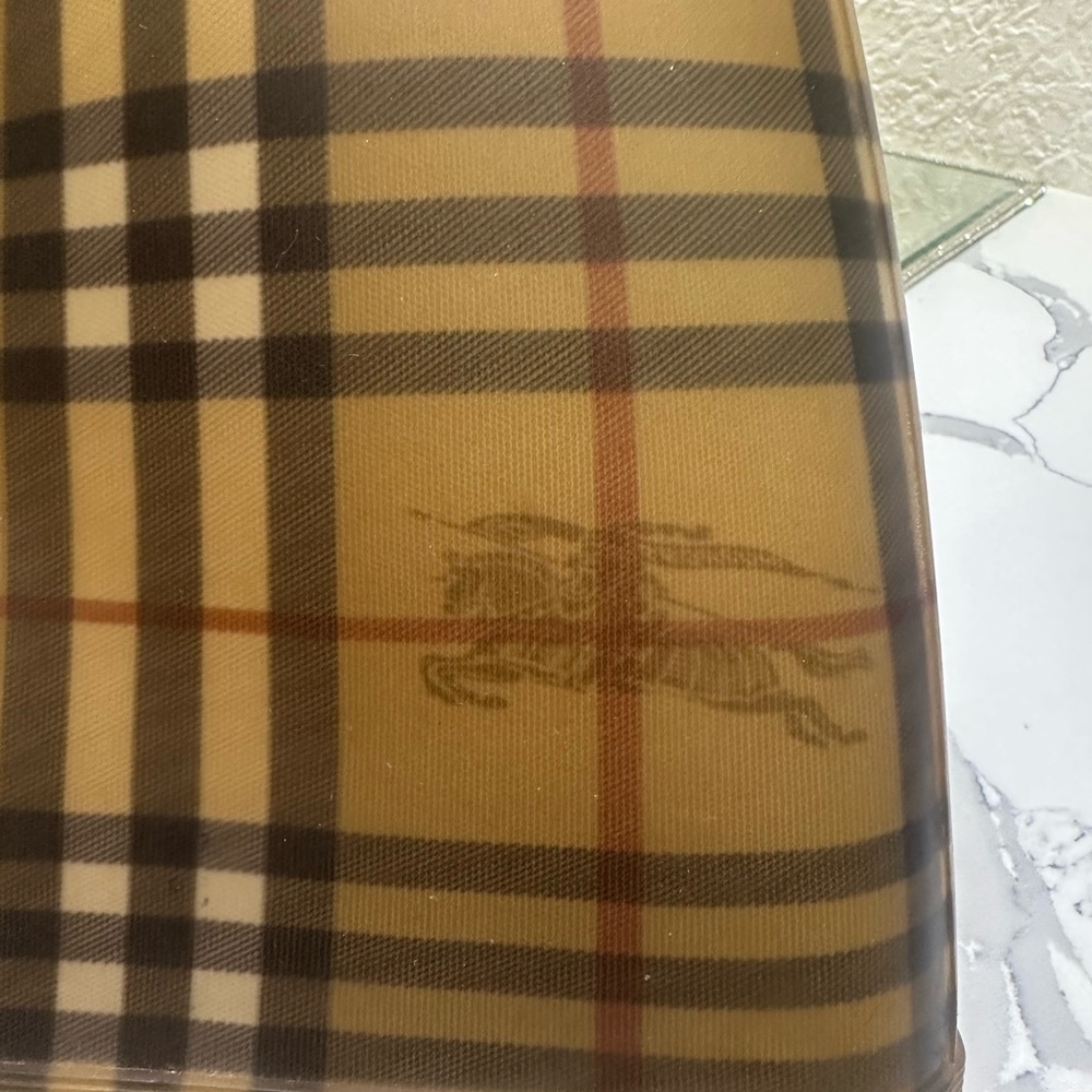 Burberry Black Textured Sole - Picture 4 of 7